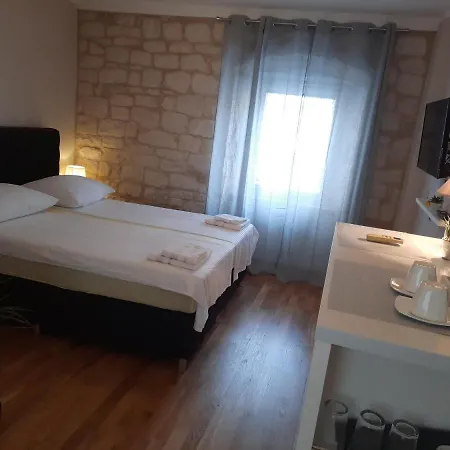 No3 *