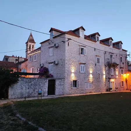 No3 Trogir